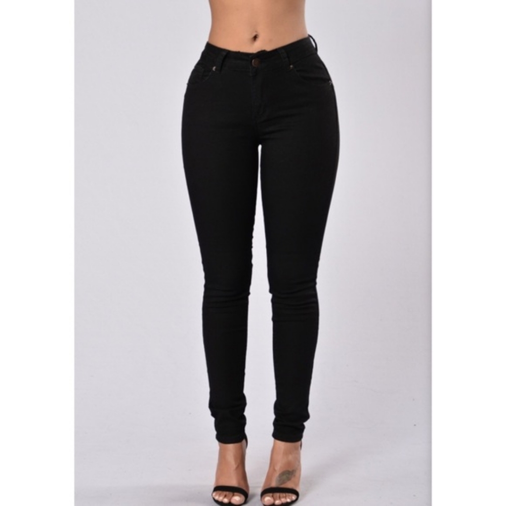 Black skinny jeans